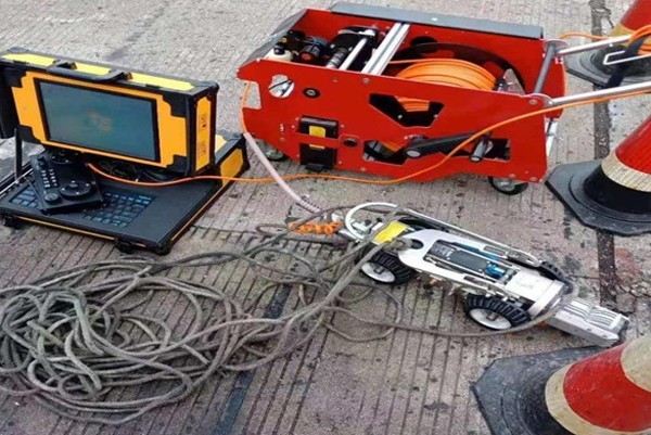 板桥镇CCTV管道检测机器人